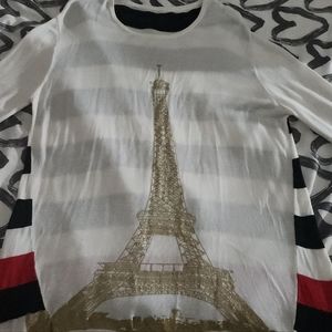 Very simple thin sweater, size medium/large